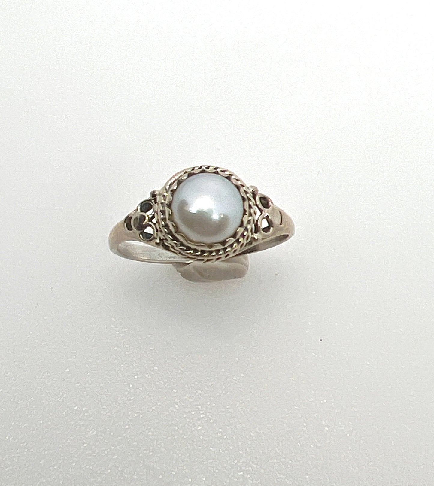 Classic Pearl Ring, Sterling Silver 925 Ring, Handcrafted Elegance, Minimalist Jewelry - Jade Bear Gems