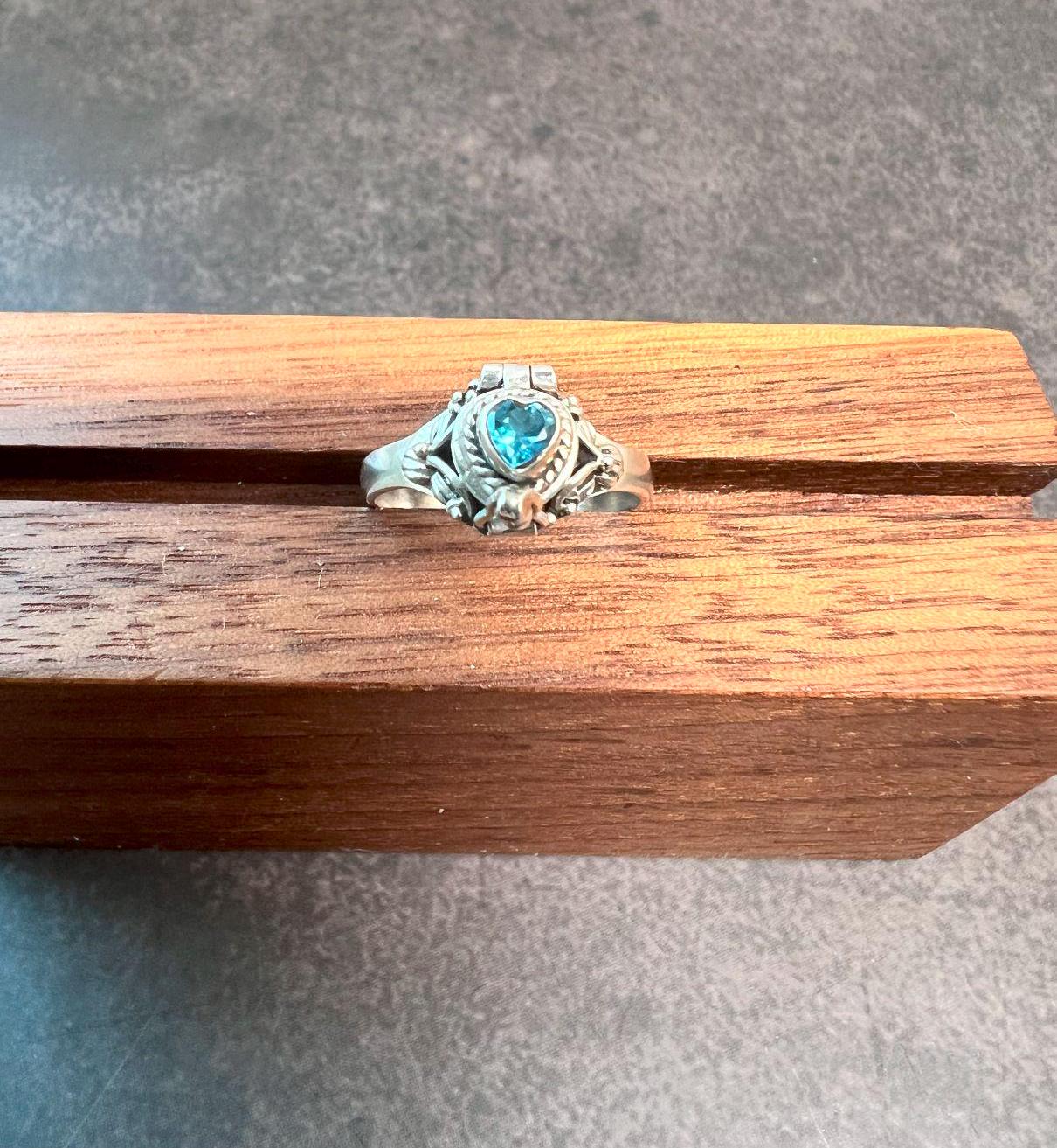 Blue Topaz Poison Ring, Vintage Poison Ring, Openable Ring, Silver Box Ring, Secret Ring, Poisoner Ring, 925 Sterling Silver, Heart Shaped - Jade Bear Gems 