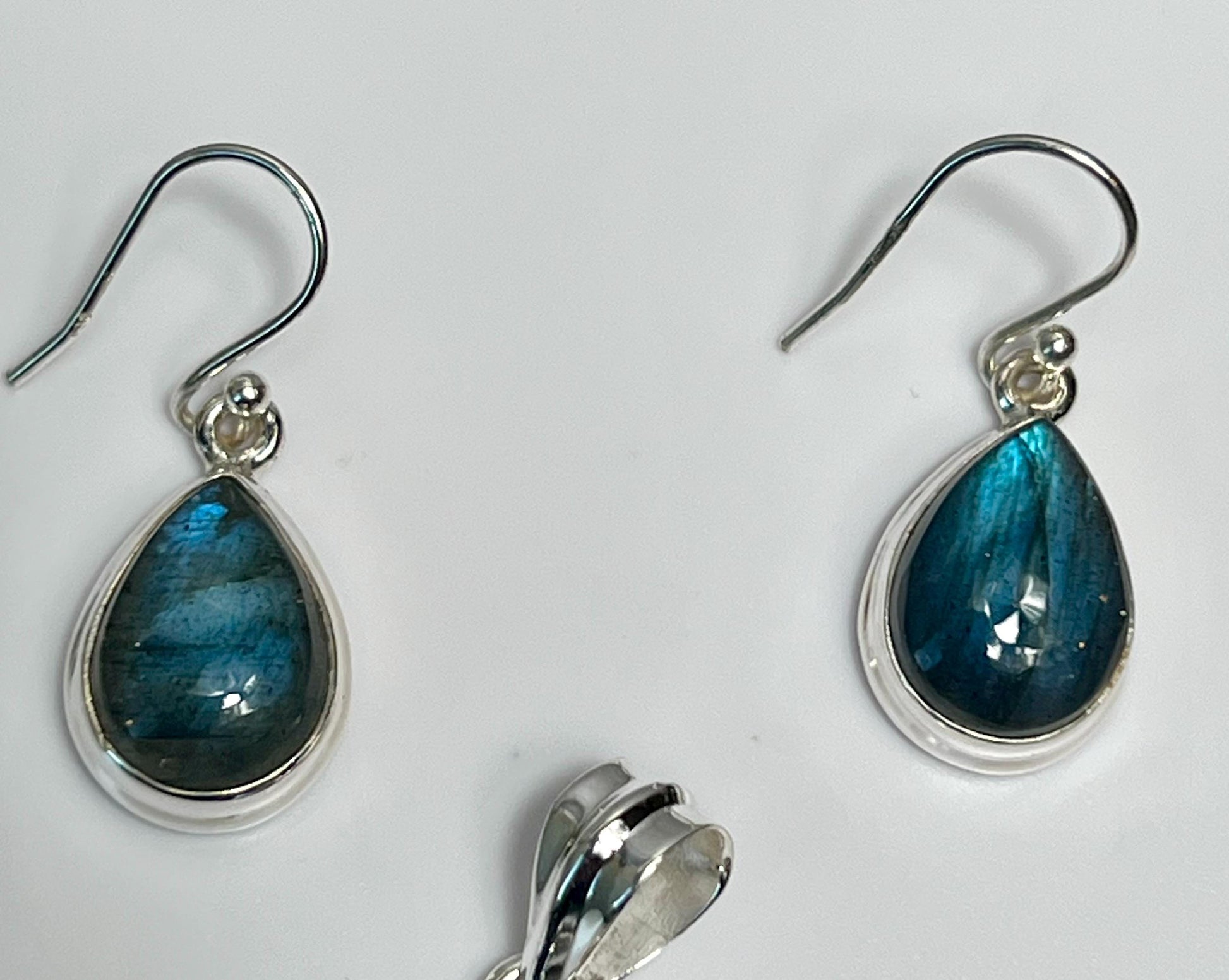 Jade Bear Gems
