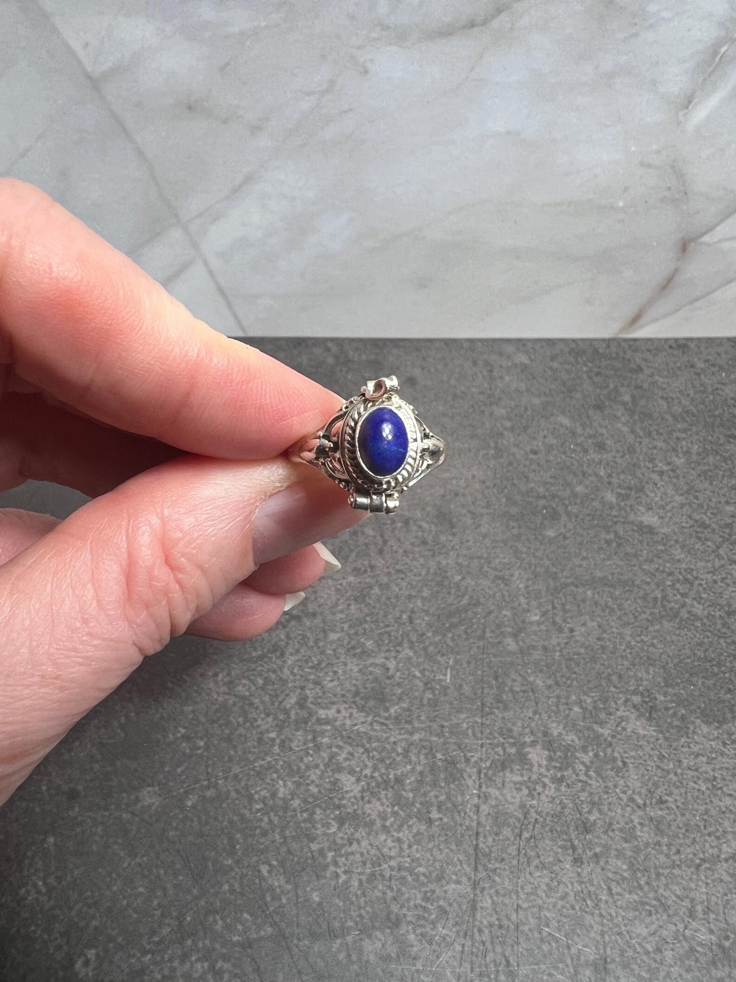 Lapis Lazuli Poison Ring, Vintage Poison Ring, Openable Ring, Silver Box Ring, Secret Ring, Poisoner Ring, 925 Sterling Silver, Oval Gemstone - Jade Bear Gems 
