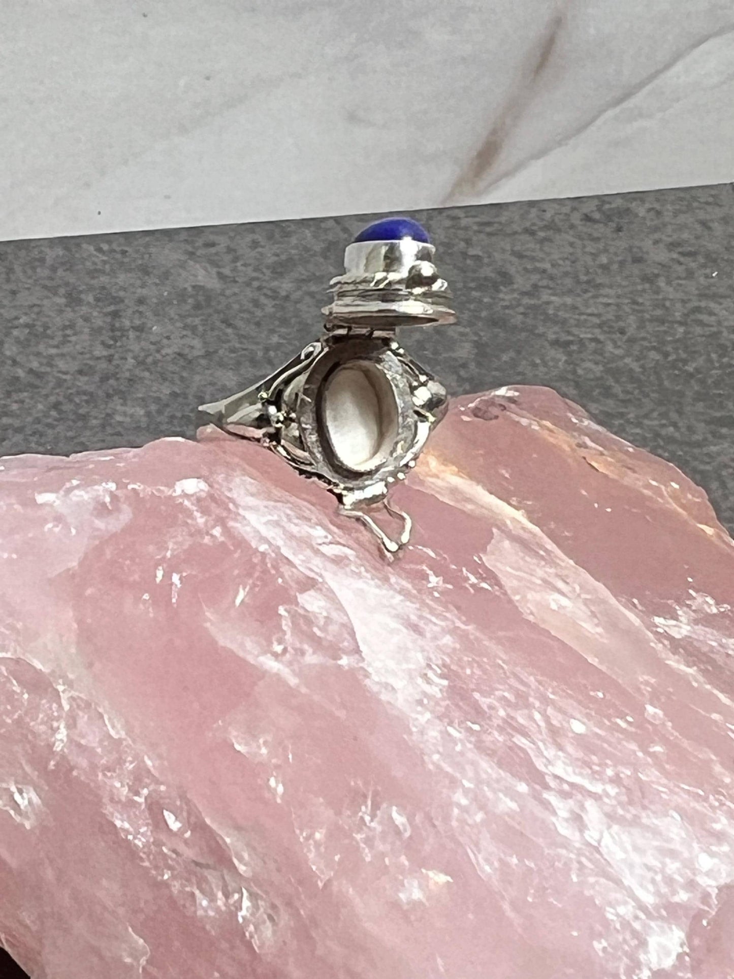 Lapis Lazuli Poison Ring, Vintage Poison Ring, Openable Ring, Silver Box Ring, Secret Ring, Poisoner Ring, 925 Sterling Silver, Oval Gemstone - Jade Bear Gems 