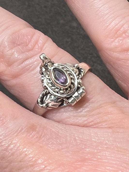 Poison Ring, Vintage Poison Ring, Openable Ring, Silver Box Ring, Secret Ring, Poisoner Ring, 925 Sterling Silver, Amethyst Size 7 - Jade Bear Gems 
